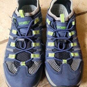 Boys Khombu trail shoes size 3